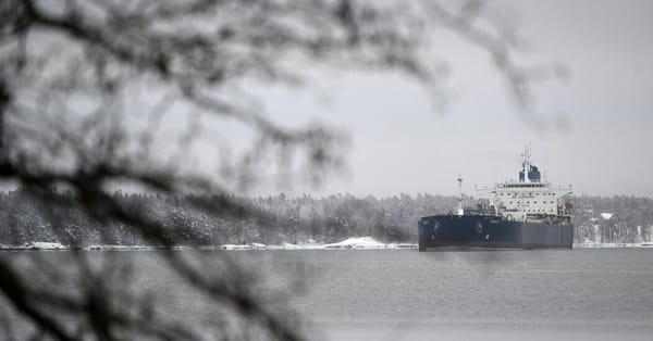 Shadow oil tanker rebrands under Russian flag during U.S. pursuit — Static01.nyt.com