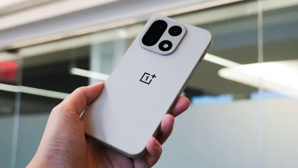 OnePlus offers $100 trade-in cashback and free earbuds with OnePlus 15 purchase — Zdnet.com