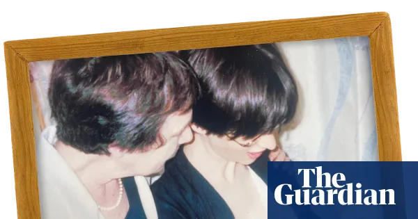 Photograph of mother, author and newborn taken after Theo’s birth at UCH — I.guim.co.uk