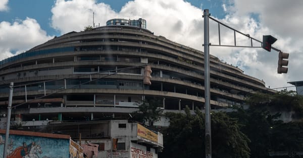 El Helicoide prison in Caracas sees some political detainees released — Static01.nyt.com