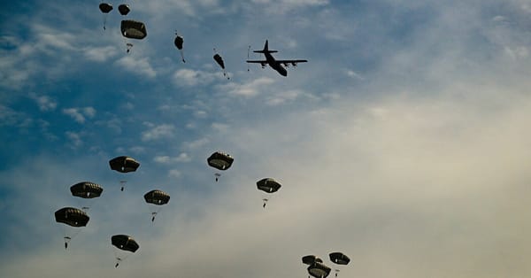 Trump and Vance overstated claim that War Powers Resolution is unconstitutional — Static01.nyt.com