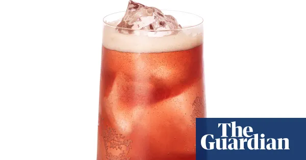 Gleneagles’ American Bar offers smoked cherry cocktail recipe — I.guim.co.uk