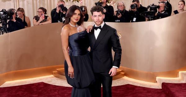 Stars arrive on red carpet at 83rd Golden Globes in Beverly Hills — Static01.nyt.com