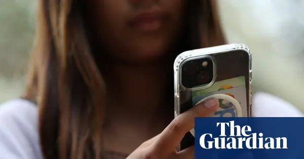 Meta deactivates 544,052 accounts it said belonged to under-16s after Australia ban — I.guim.co.uk