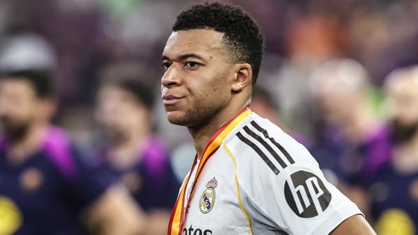 Mbappe accused of urging Real not to give Barcelona guard of honour after Super Cup defeat — Assets.goal.com