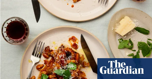 Georgina Hayden’s quick antipasti beans on toast — I.guim.co.uk