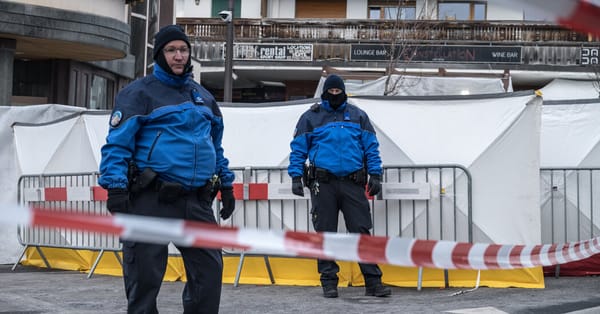 Swiss court orders Le Constellation owner held as flight risk after deadly fire — Static01.nyt.com