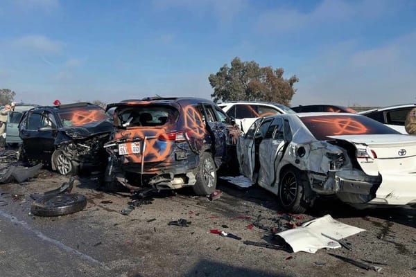 One dead and at least 20 injured in multi-vehicle pileup on Fresno's Highway 99 — People.com