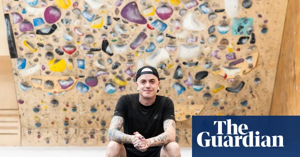 Peer pressure and a GP’s push led a novice to bouldering at a Sydney gym — I.guim.co.uk