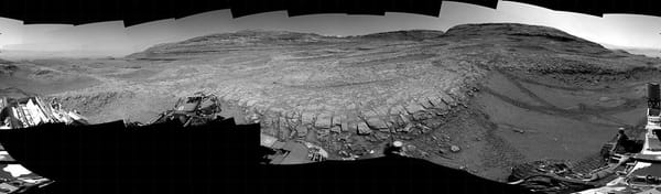 Curiosity right-navcam images from Sol 4748 (Dec 15, 2025) — Assets.science.nasa.gov