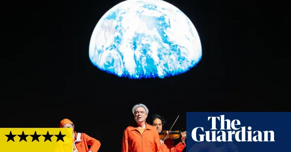 David Byrne delivers tightly choreographed, politically charged show in Brisbane — I.guim.co.uk