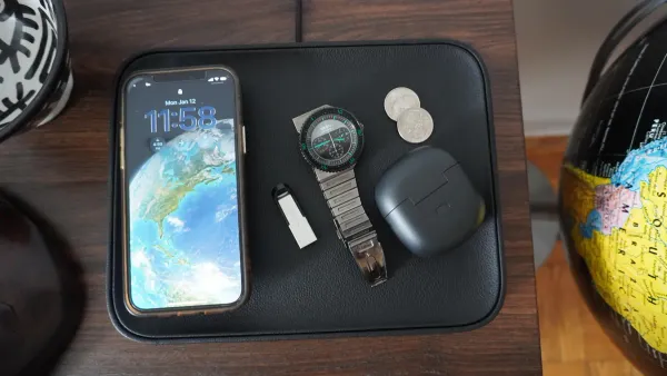 Twelve South releases Valet leather desktop with Qi2 wireless charger — Zdnet.com