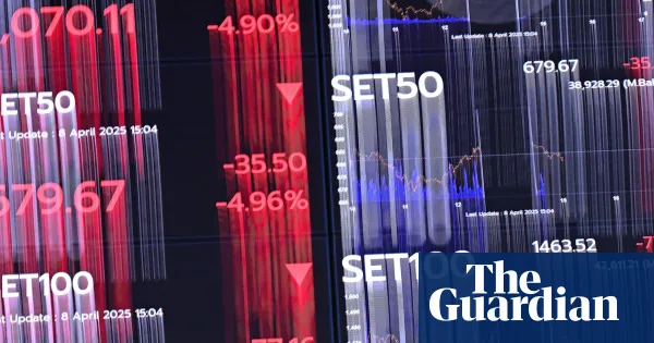 Markets brace for falls after Trump threatens tariffs on eight European countries — I.guim.co.uk