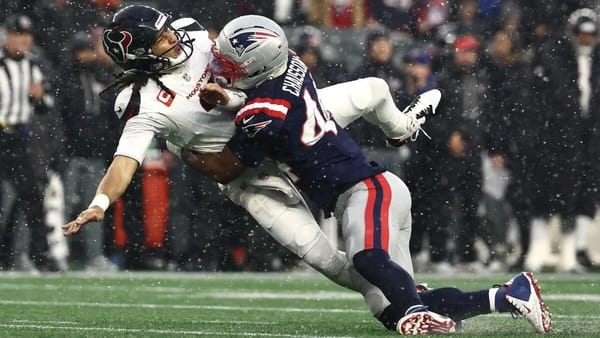 Patriots lead Texans 21-10 at halftime after Stroud throws four interceptions — Sportshub.cbsistatic.com