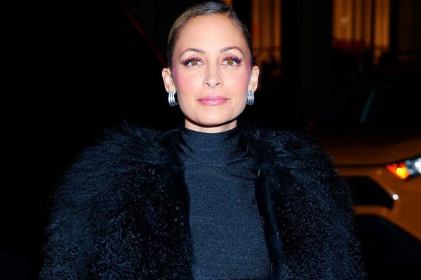 Nicole Richie still loves Twiggy-style under-eye lashes from her teens — People.com