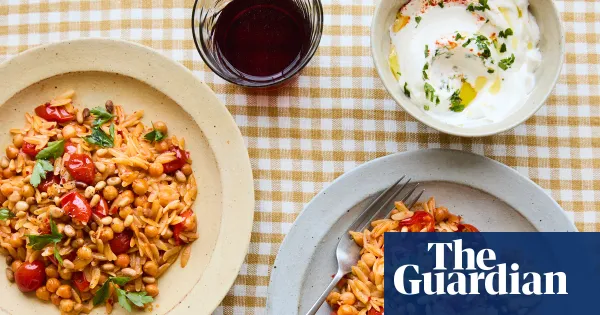 Rukmini Iyer’s quick harissa-spiked orzo with chickpeas and pine nuts — I.guim.co.uk