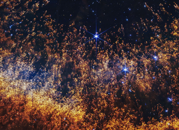 Webb captures detailed structures and chemistry in the Helix Nebula — Assets.science.nasa.gov