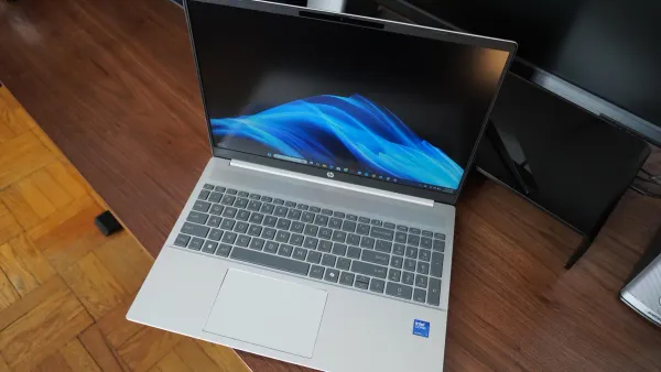 HP OmniBook 5 16-inch reviewed as a midrange laptop with strong battery at $649 — Zdnet.com