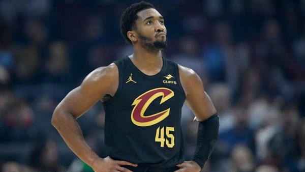 Cavaliers 2.5-point favorites at Hornets; projection model leans Over — Sportshub.cbsistatic.com