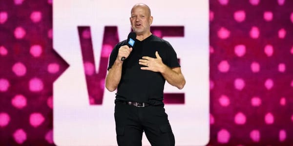Lululemon founder Chip Wilson blames board for 'Get Low' leggings recall — I.insider.com