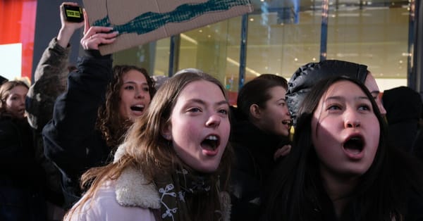 Poll shows Trump approval at 40% as 2024 voting coalitions reverse — Static01.nyt.com