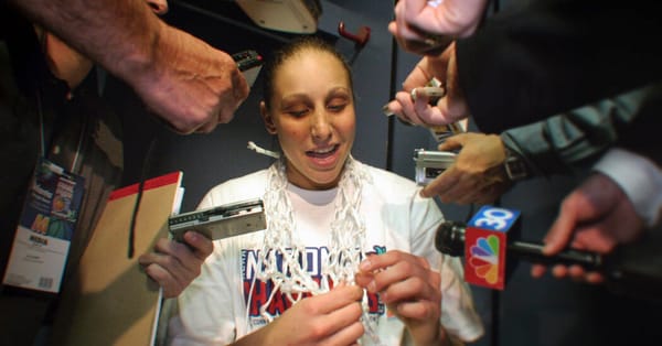 Streamed sports documentaries profile athletes, teams and iconic moments — Static01.nyt.com