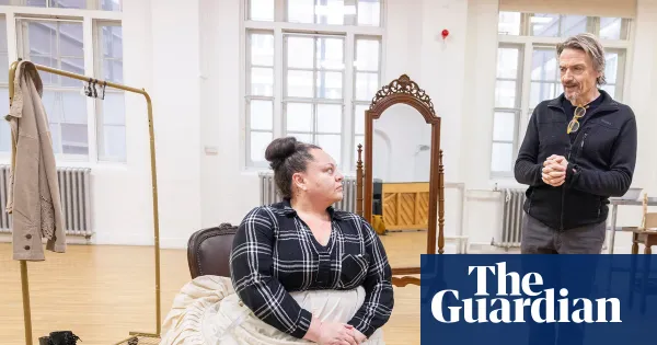 Keala Settle to play Mary Lincoln in Mrs President at Charing Cross theatre — I.guim.co.uk