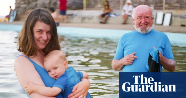 Family treats grievances with unexpected kindness, citing 'heap coals of fire' — I.guim.co.uk