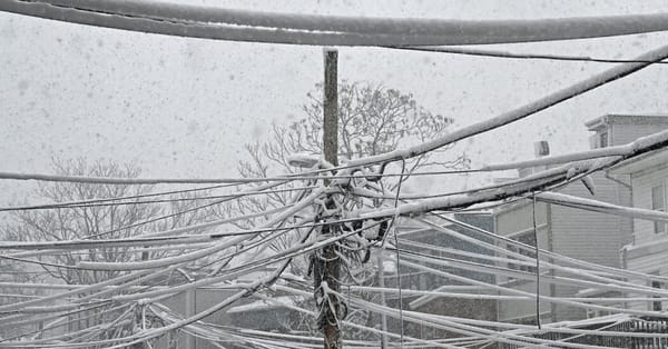 Experts warn power problems may follow storm as snow and demand strain grids — Static01.nyt.com