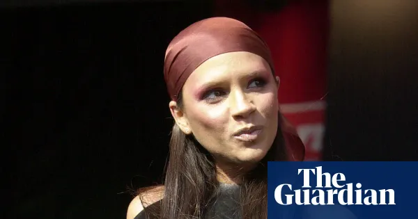 Victoria Beckham tops UK sales charts as fans buy MP3s amid Brooklyn revelations — I.guim.co.uk