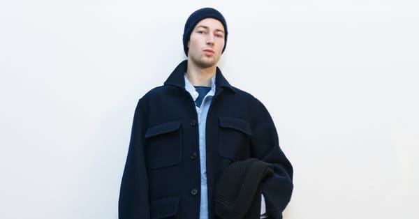 Sleeve at Salon C. Lundman's Paris showroom draws attention — Static01.nyt.com