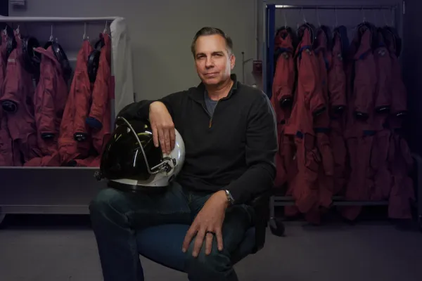 Dustin Gohmert on Orion pressure suits for Artemis II — Nasa.gov