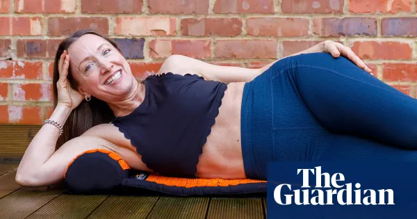 Acupressure mats are popular but evidence for pain, stress and sleep benefits is limited — I.guim.co.uk