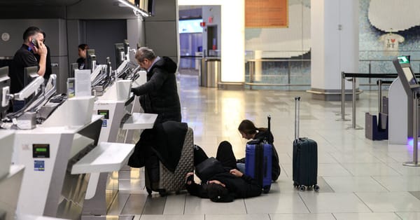 Winter storm leaves thousands of U.S. flights canceled and delayed — Static01.nyt.com