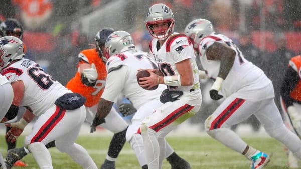 Seahawks favored by 4.5 points over Patriots in Big Game; sportsbooks tout promos — Sportshub.cbsistatic.com