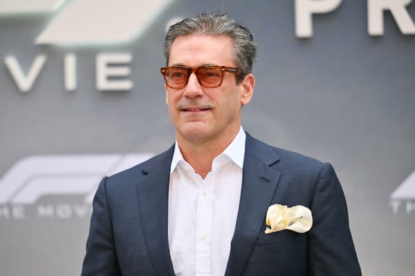 Jon Hamm gets a reality check on U.S.–Canada hockey rivalry in locker room — Nbc.com