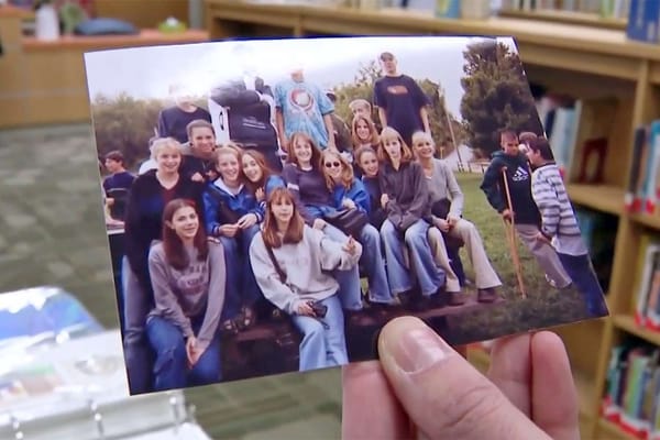 Wendover Middle School opens time capsule from year 2000 — People.com