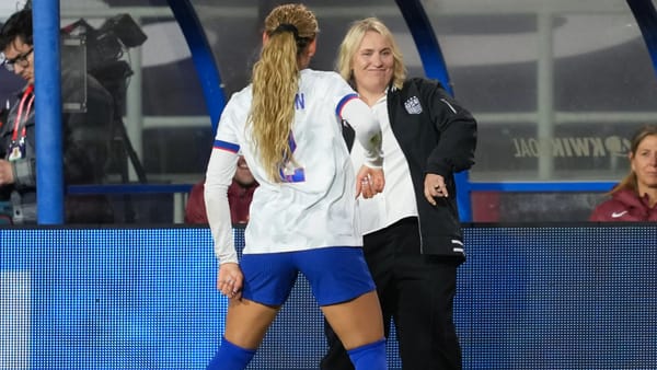 Emma Hayes joins Trinity Rodman’s 'Sexy Dexy' dance after USWNT win over Chile — Assets.goal.com