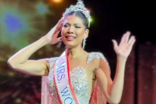 Mrs. Thailand Chanita Seedaket Craythorne Crowned Mrs. World 2025 in Las Vegas — People.com