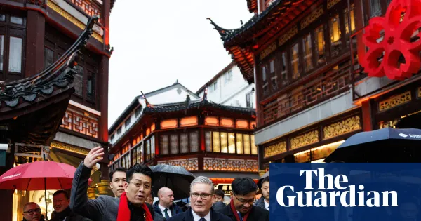 Starmer seeks thaw in UK-China ties during Beijing visit — I.guim.co.uk