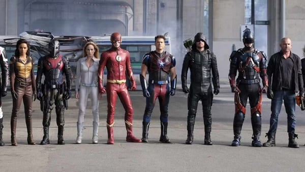 Arrow tops iTunes U.S. as the CW series that launched the Arrowverse — Static0.colliderimages.com
