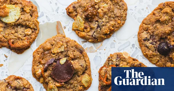 How to make moreish cookies from store-cupboard odds and ends — I.guim.co.uk