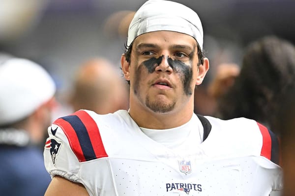 Patriots Left Tackle Will Campbell Reveals Fear of Cats — people.com