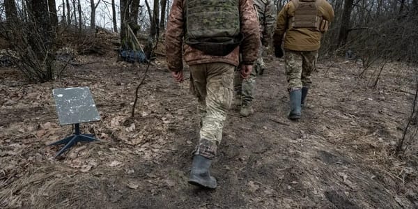 SpaceX introduces new way to cut off Russian troops from Starlink — i.insider.com