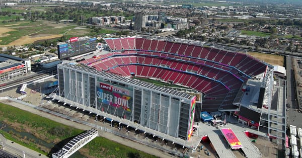 A Super Bowl in Silicon Valley Filled With Valley Billionaires — NYT > Business