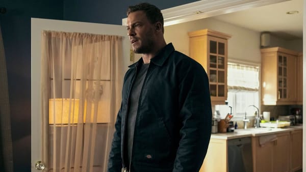 Reacher's abundant source material is a mixed blessing — Movieweb