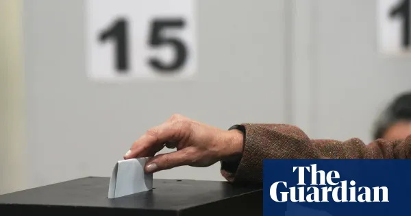 Seguro favoured to beat Ventura in Portuguese presidential runoff — World news | The Guardian