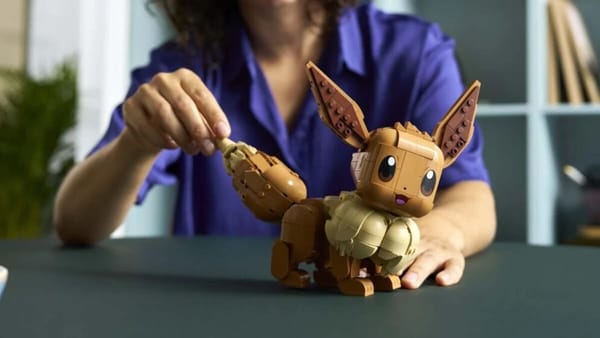 Lego Eevee hides tributes to all of its evolutions — Kotaku
