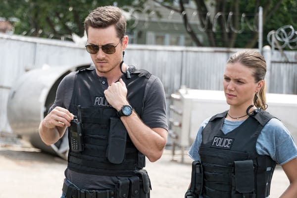 Tracy Spiridakos and Jesse Lee Soffer Share Selfie from Chicago P.D. Set — Nbc