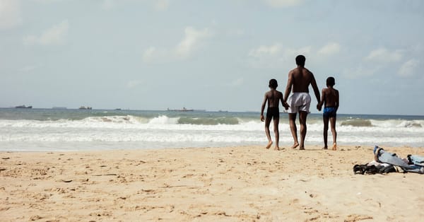 ‘My Father’s Shadow’ Review: The Double Frame of Memory — NYT > Movies